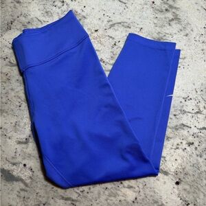 Nike dry fit capri workout leggings ￼